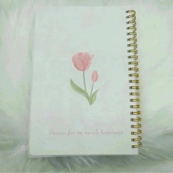 Floral Weekly Planner and Pen Set Bundle - Picture 6 of 9